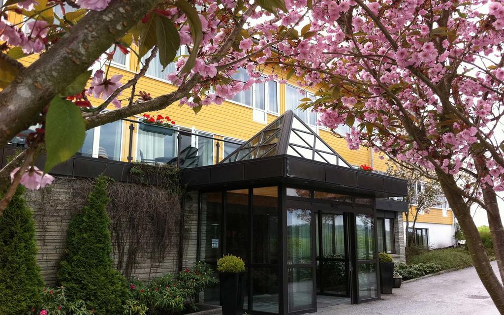 Alver Hotel Alversund エクステリア 写真